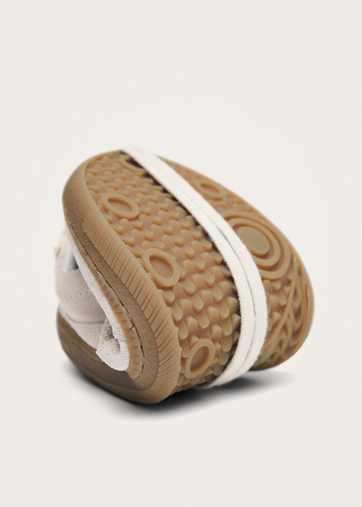 Tb.00 Barefoot Crochet Cream Leather Sneakers